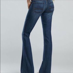 Lucky 🍀 brand Sofia boot cut Jeans 👖
